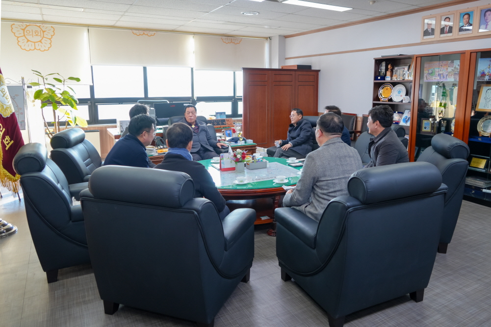 '신임 농어촌공사 지사장 의회 방문' 게시글의 사진(7)