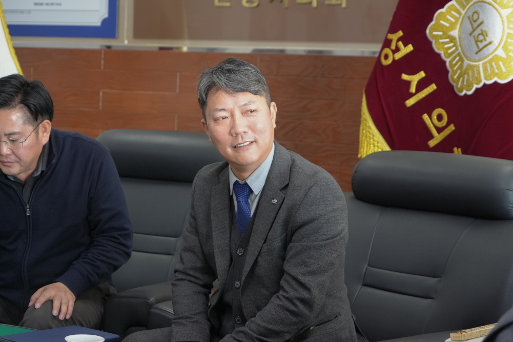 '신임 농어촌공사 지사장 의회 방문' 게시글의 사진(5)