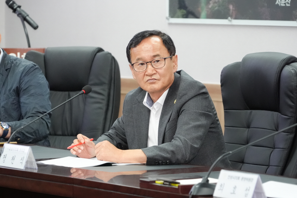 '의원연구단체 중간 보고회' 게시글의 사진(4)