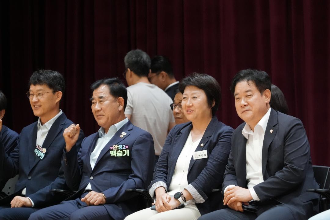 '제11회 안성시장배 배구대회' 게시글의 사진(20)