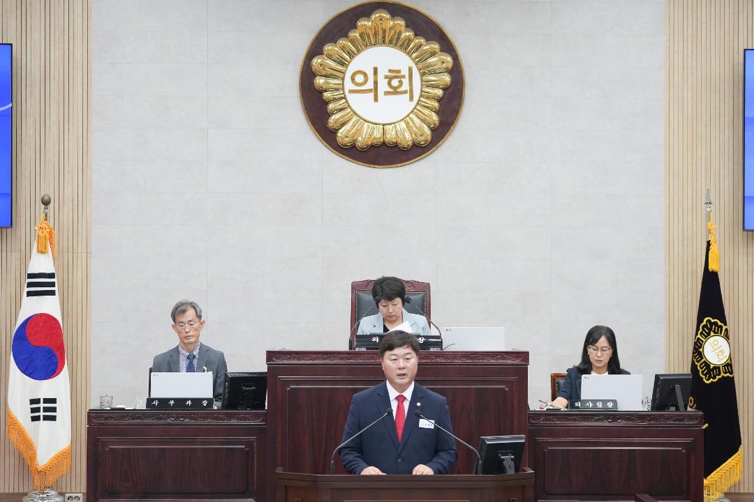 '제242회 안성시의회 임시회 제2차 본회의' 게시글의 사진(27)