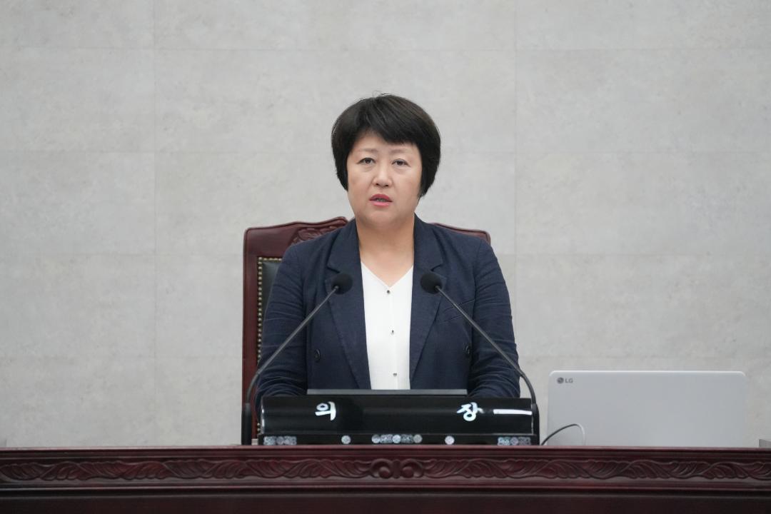 '제242회 안성시의회 임시회 제1차 본회의' 게시글의 사진(4)