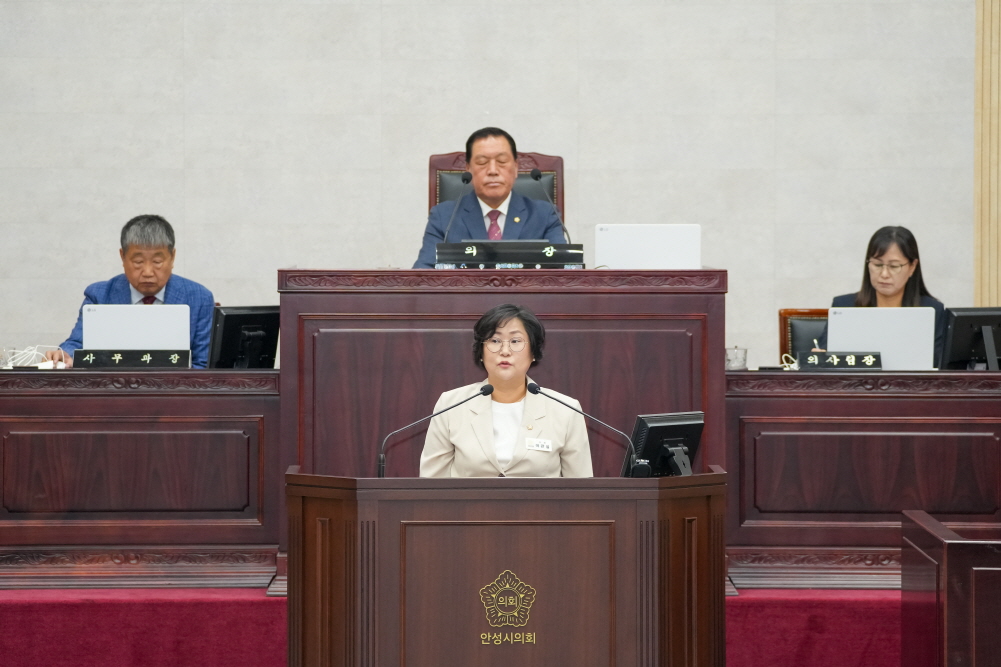 '제233회 안성시의회 임시회 1차본회의' 게시글의 사진(15)