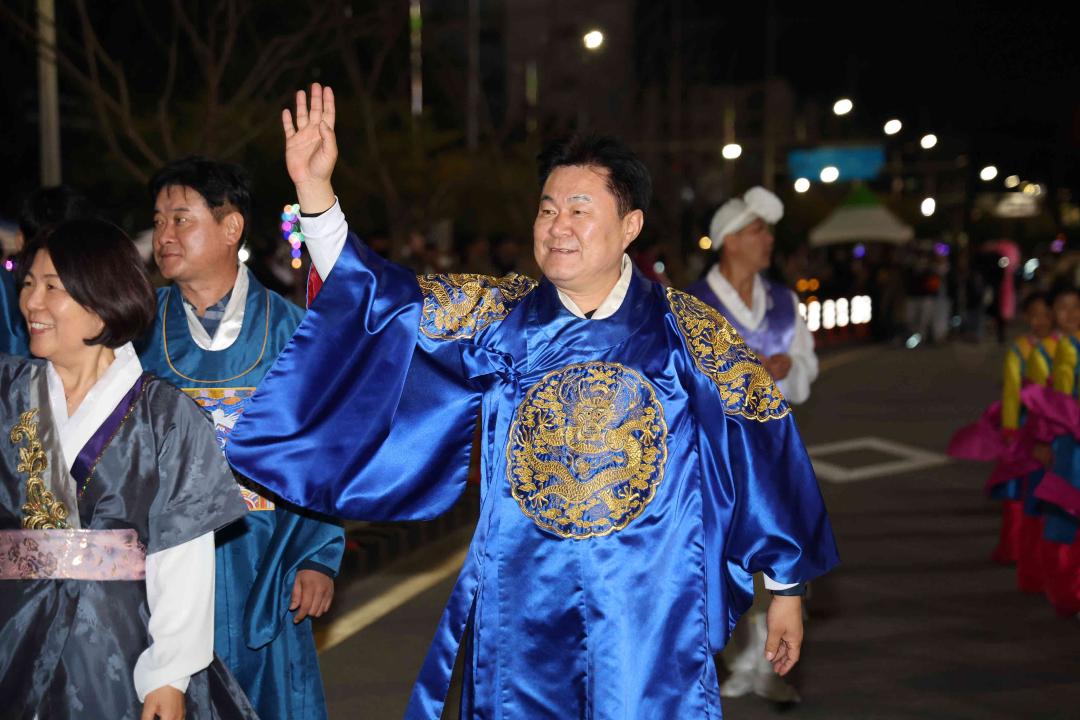 '2023 안성맞춤 남사당 바우덕이축제 길놀이 퍼레이드' 게시글의 사진(37)
