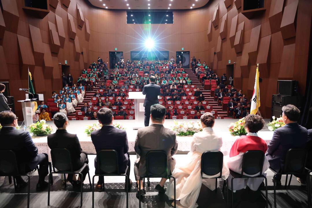'안성시새마을회 회장 이·취임식' 게시글의 사진(7)