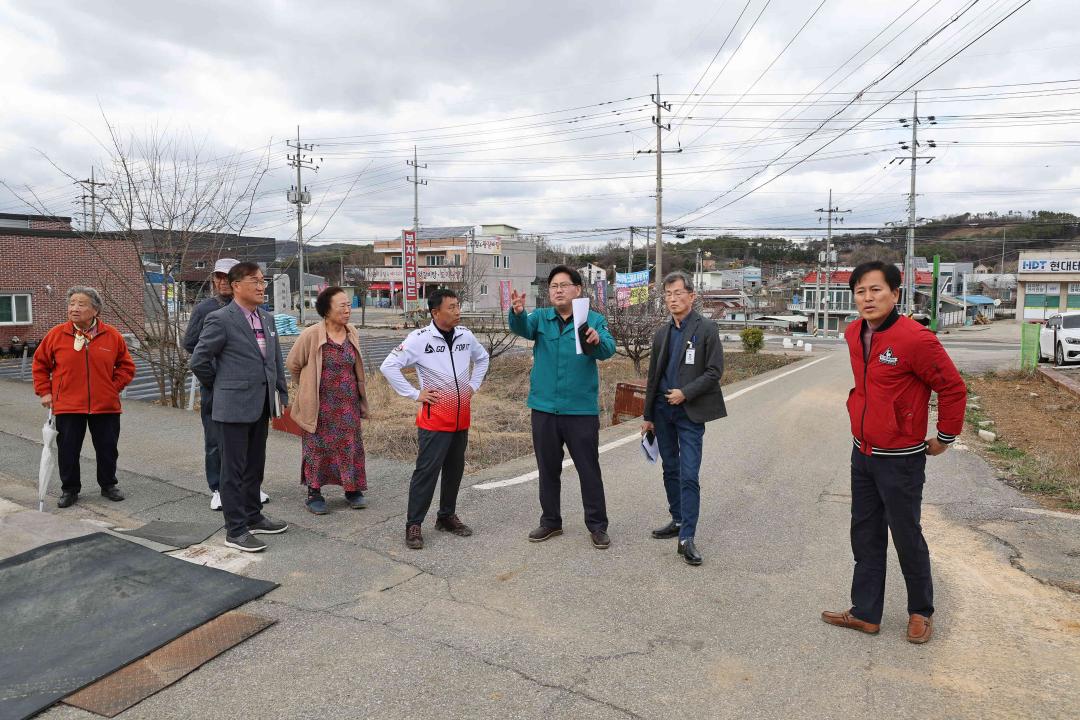 '최호섭 의원 원곡면 복해마을 민원현장 방문' 게시글의 사진(16)