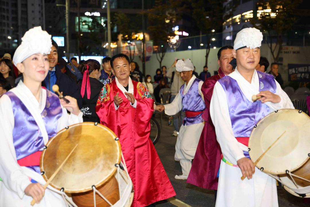 '2023 안성맞춤 남사당 바우덕이축제 길놀이 퍼레이드' 게시글의 사진(85)