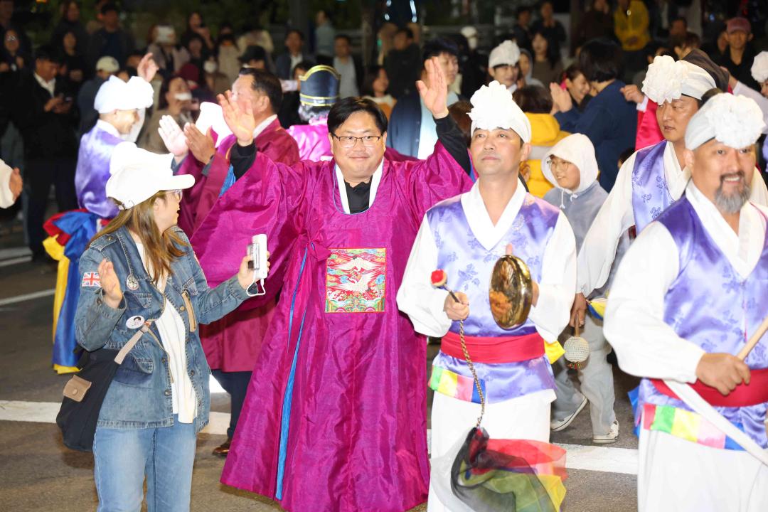 '2023 안성맞춤 남사당 바우덕이축제 길놀이 퍼레이드' 게시글의 사진(77)