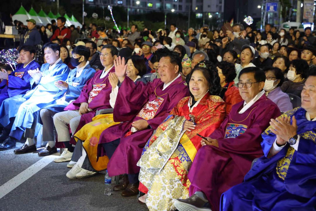 '2023 안성맞춤 남사당 바우덕이축제 길놀이 퍼레이드' 게시글의 사진(45)
