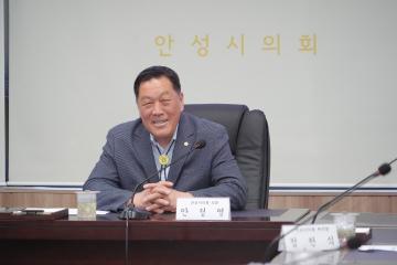 4월 의원간담회