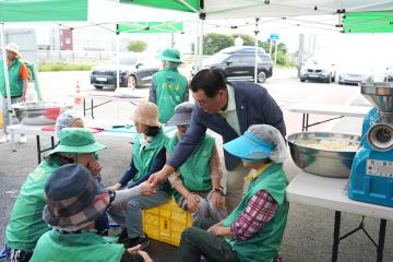 서운면부녀회, 서안성푸드뱅크 김치 나눔행사